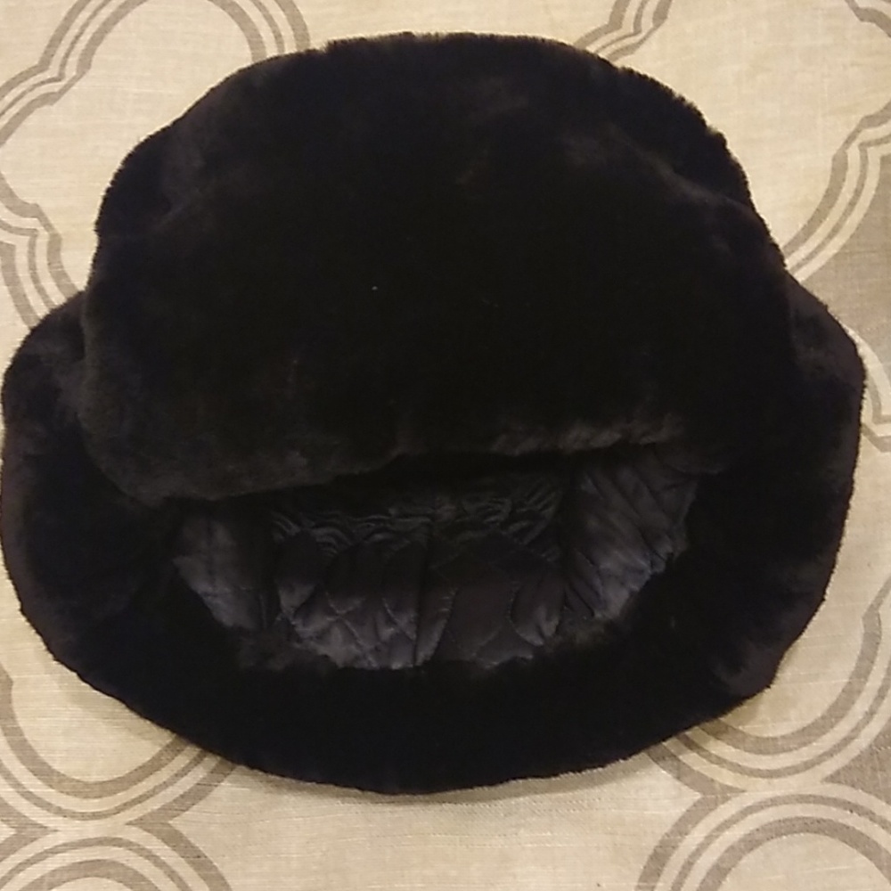 Faux fur Mouton hat